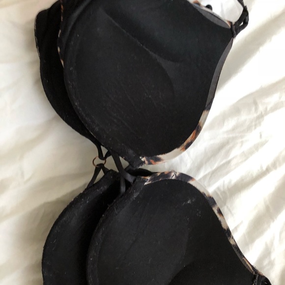 Lot of 3 Victoria secret 34d & 34DD bras - Picture 3 of 8